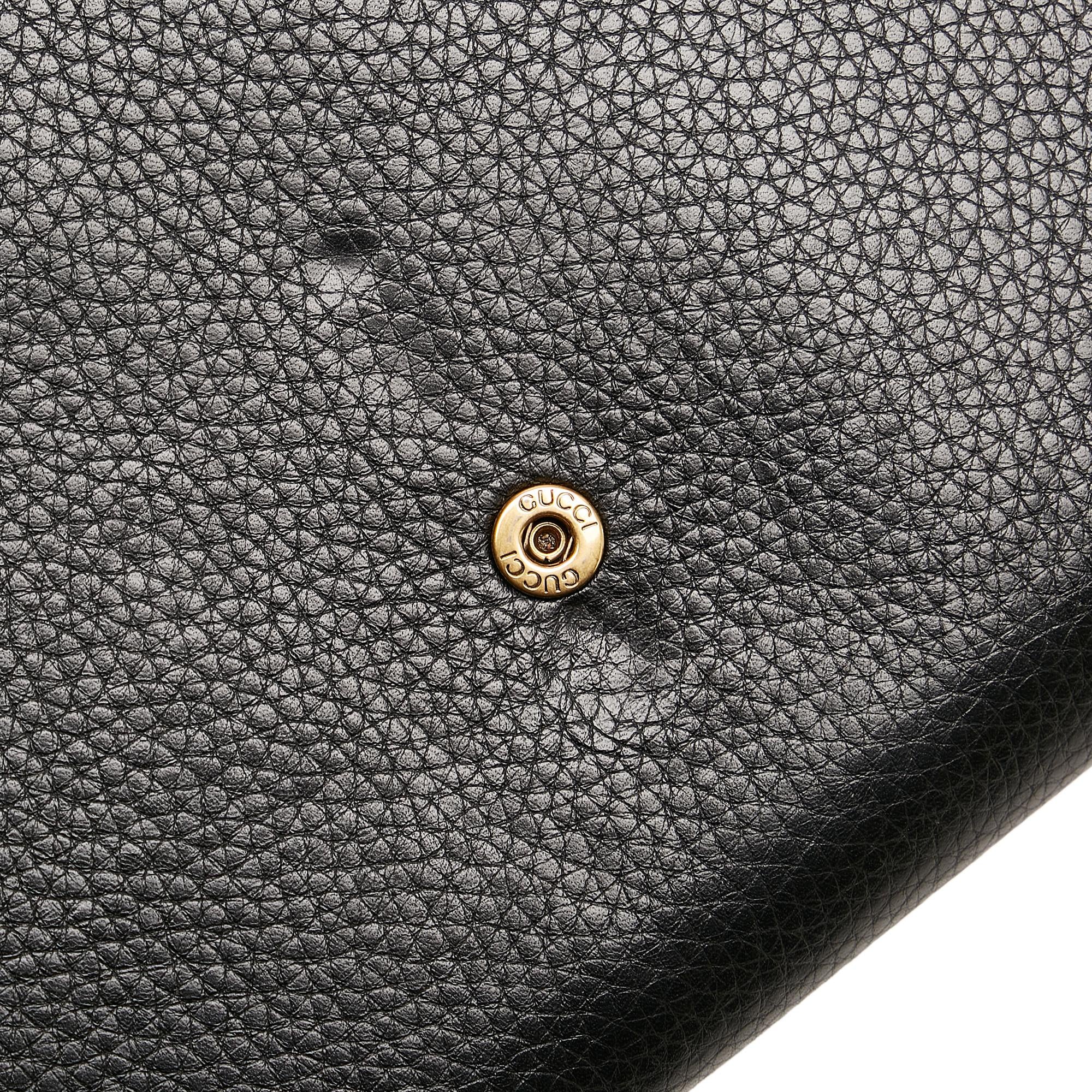 Gucci GG Marmont Leather Wallet on Chain (SHG-33733)