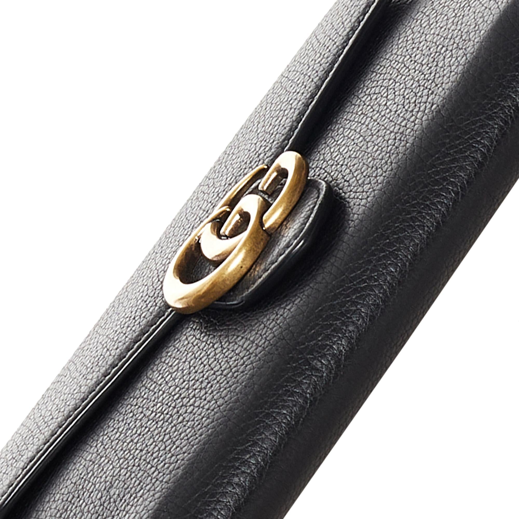 Gucci GG Marmont Leather Wallet on Chain (SHG-33733)