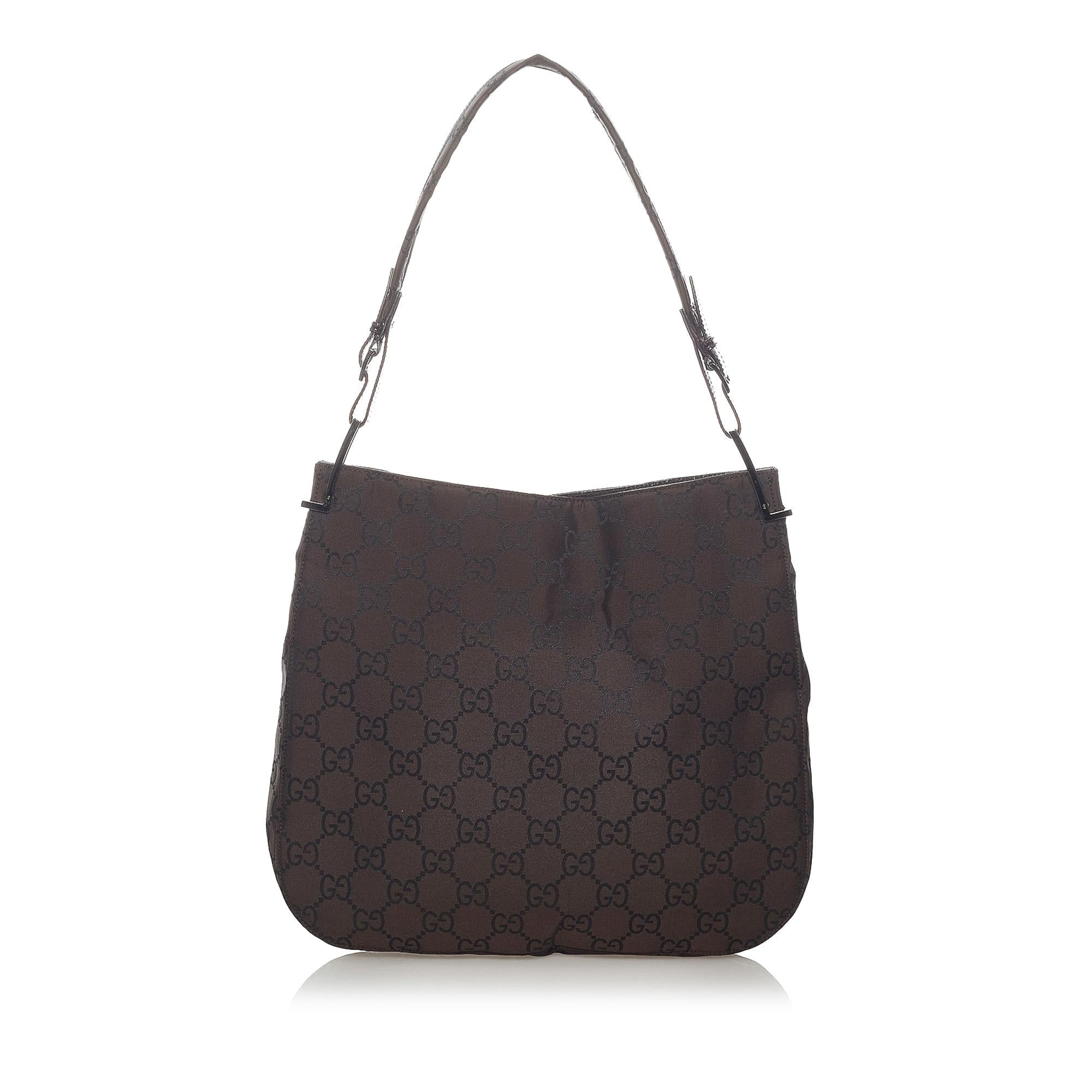 Gucci GG Nylon Shoulder Bag (SHG-32343)