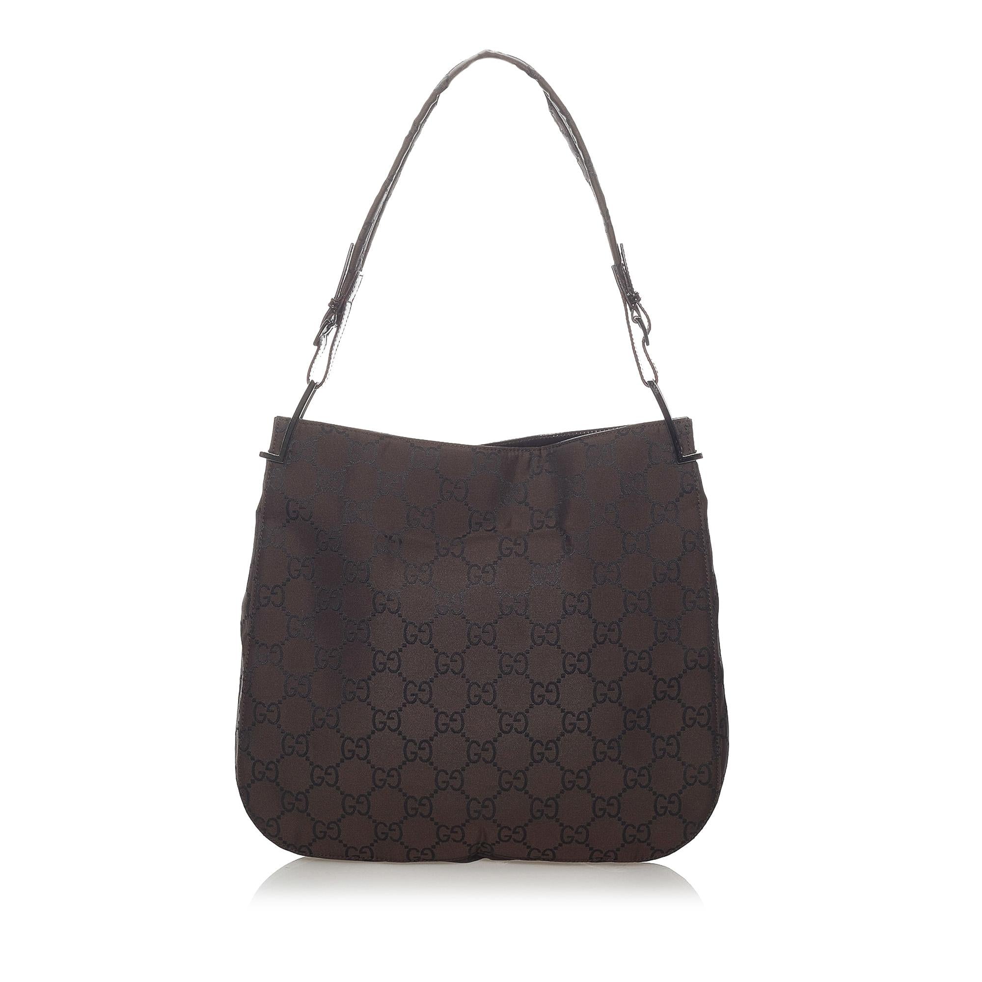 Gucci GG Nylon Shoulder Bag (SHG-32343)