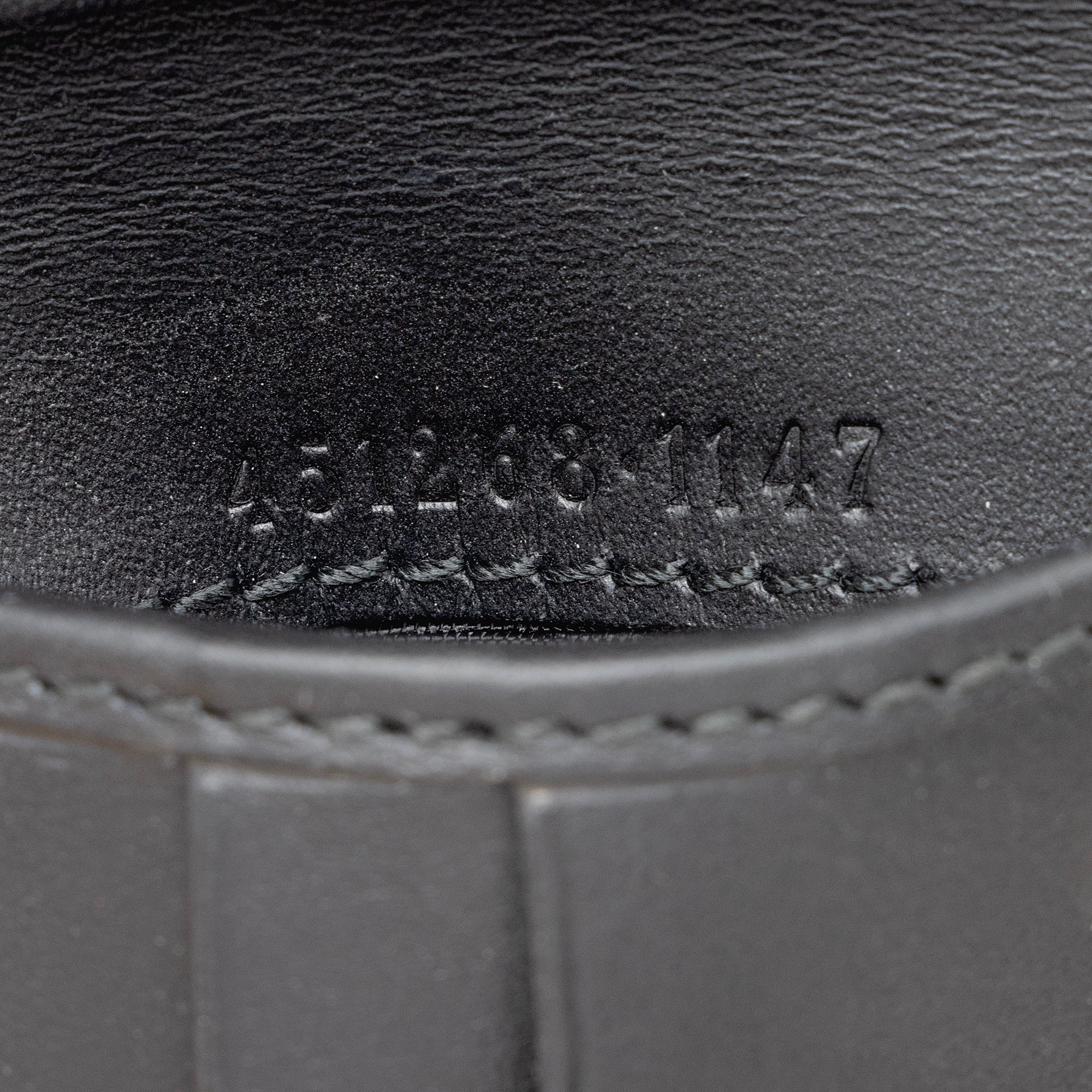 Gucci GG Supreme Bee Bi-Fold Wallet (SHF-22957)