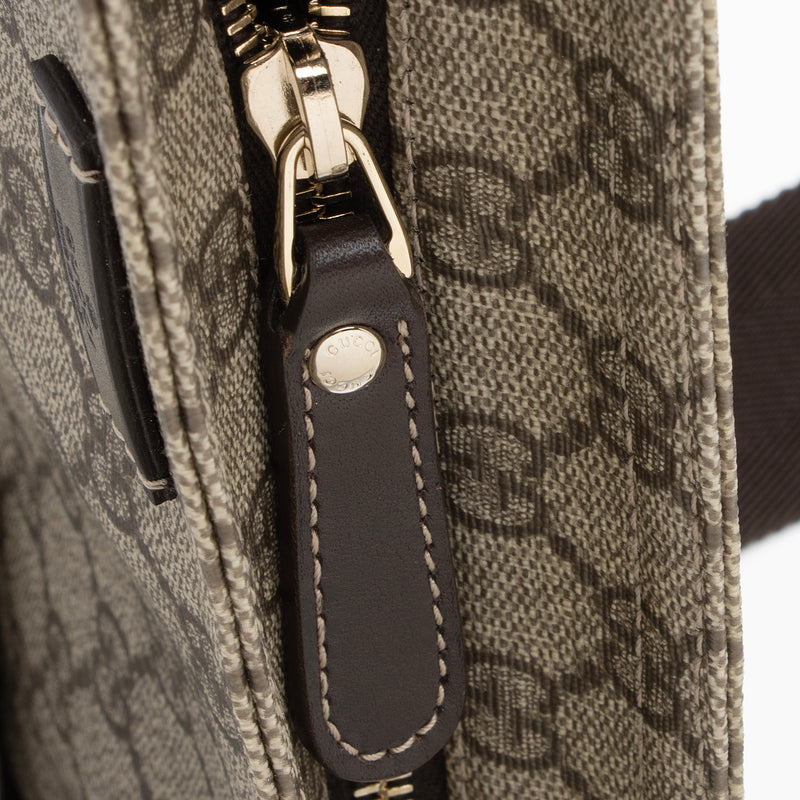 Gucci GG Supreme Classic Flat Medium Messenger Bag (SHF-23047)