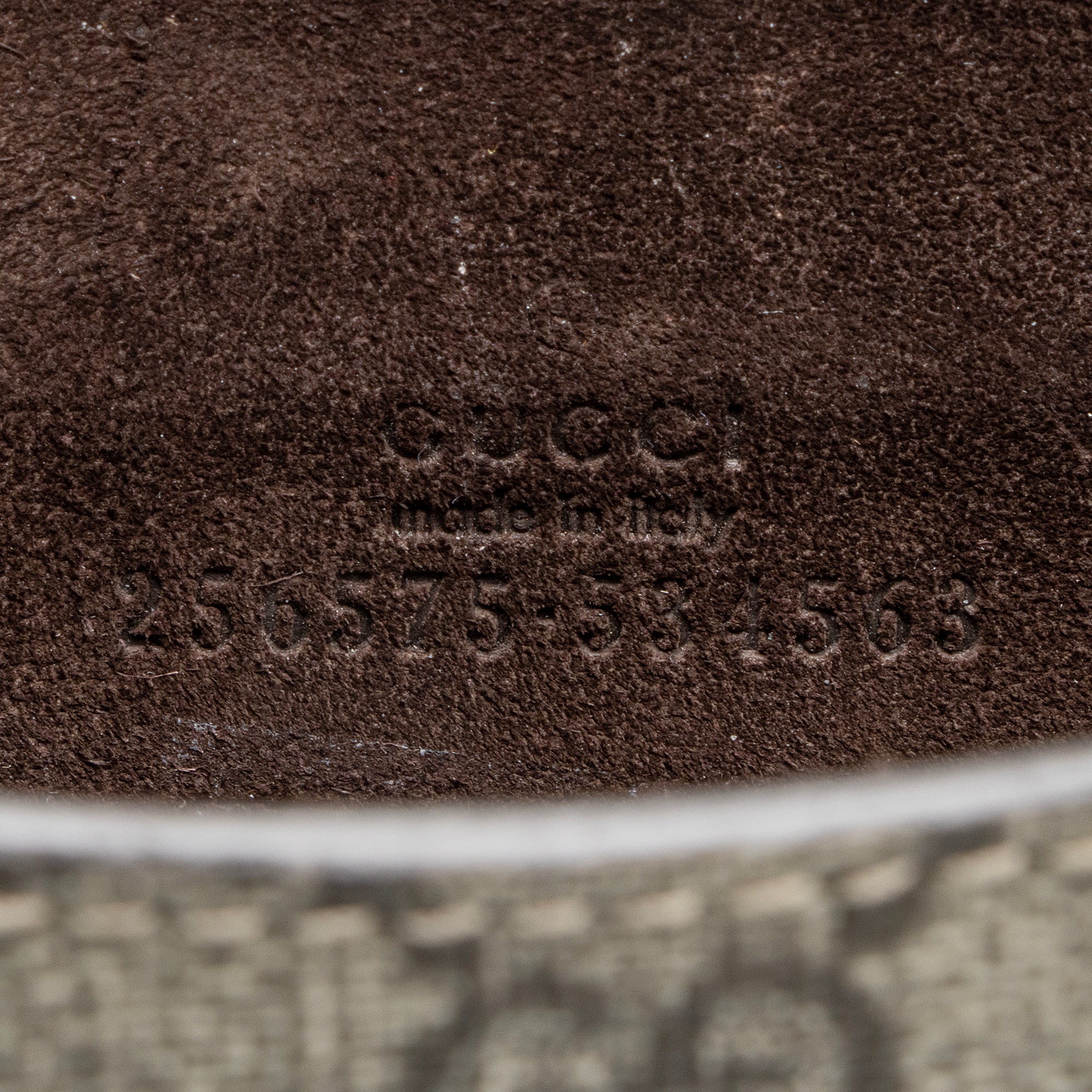 Gucci GG Supreme iPad Case (SHF-23407)