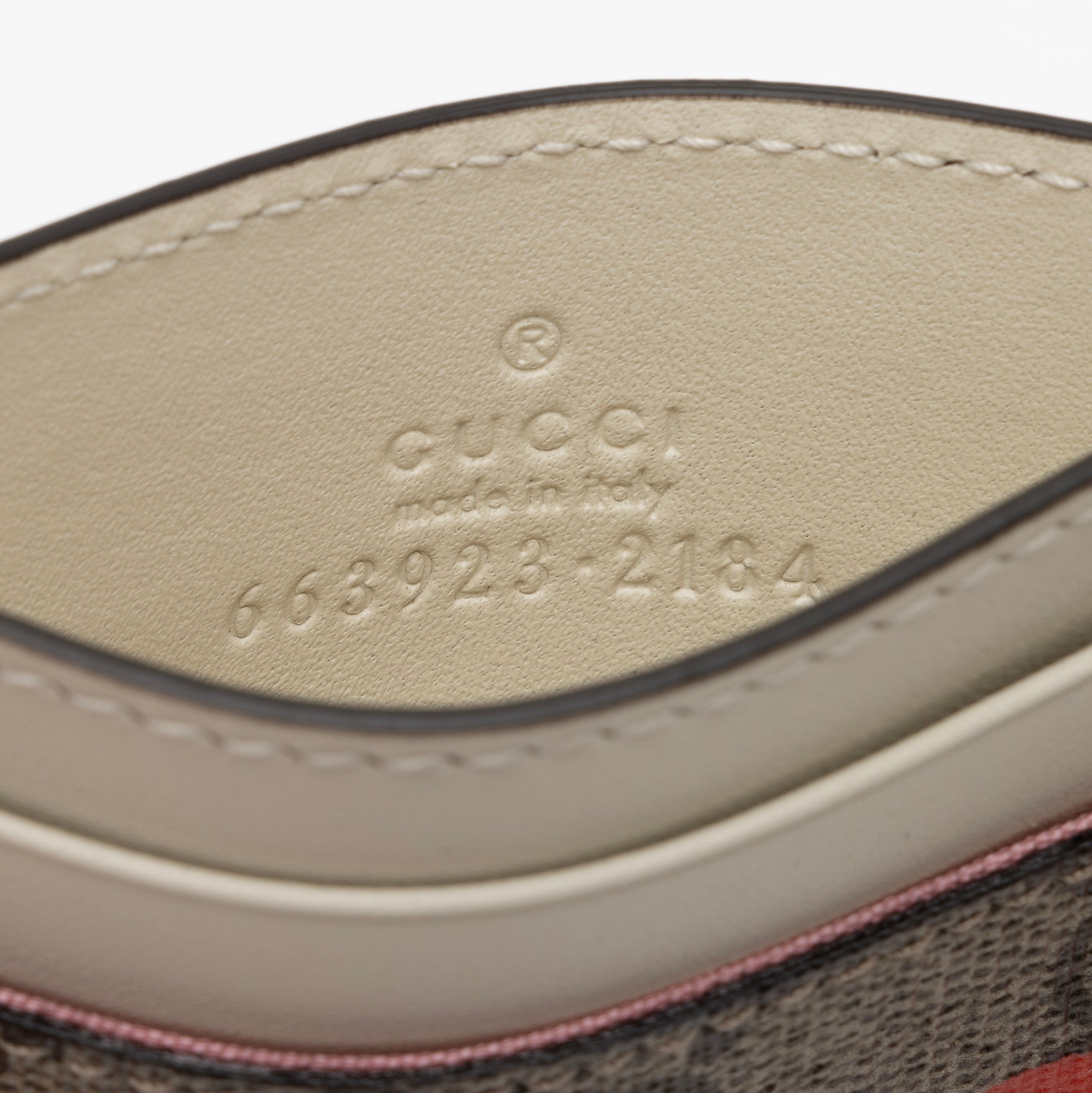 Gucci GG Supreme Les Pommes Card Case (SHF-CKDdvy)