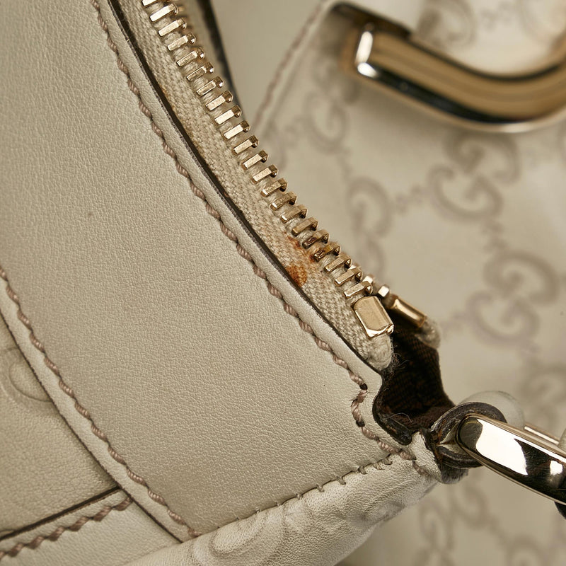 Gucci Guccissima Abbey D-Ring Shoulder Bag (SHG-37750)