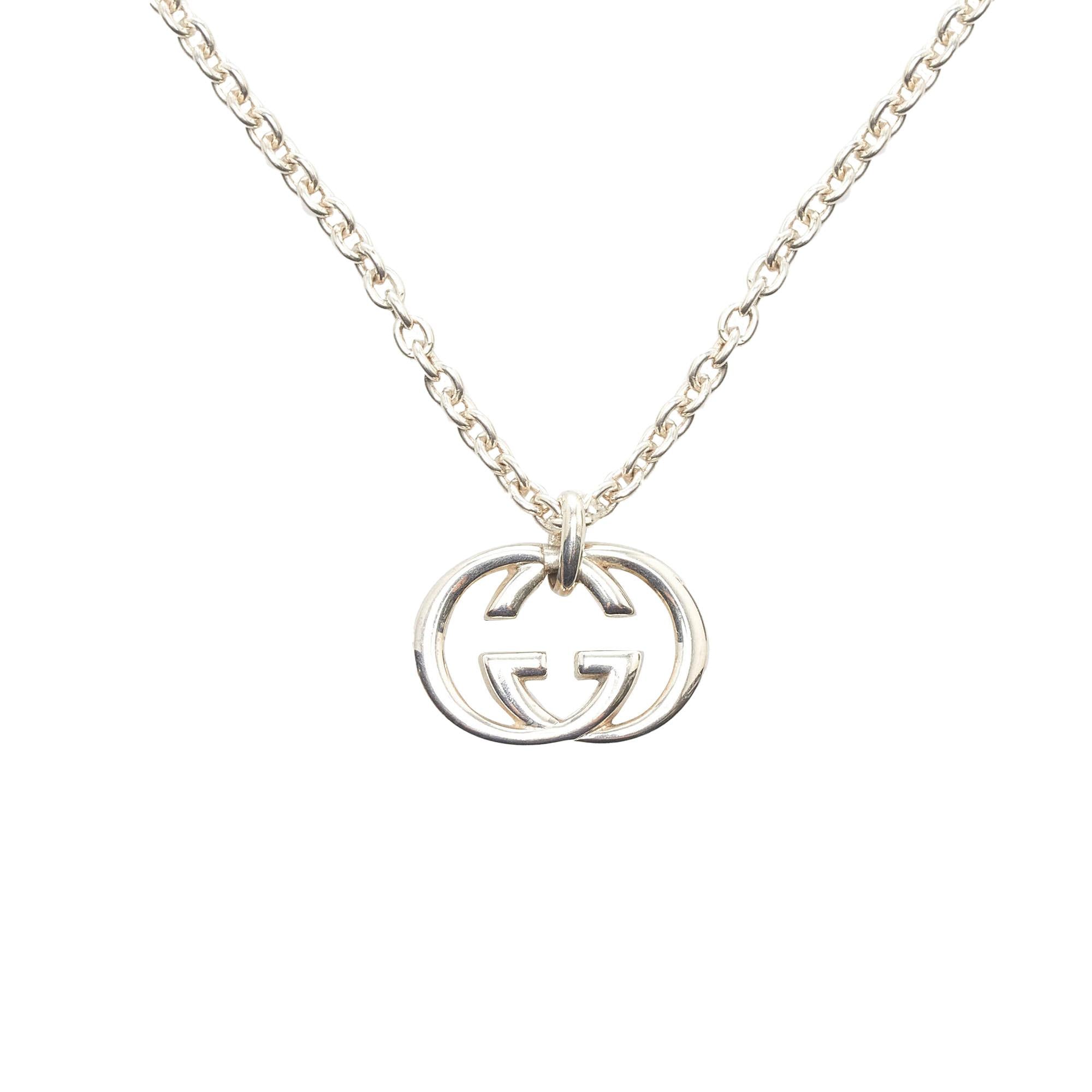 Gucci Interlocking G Pendant Necklace (SHG-QrK5VT)