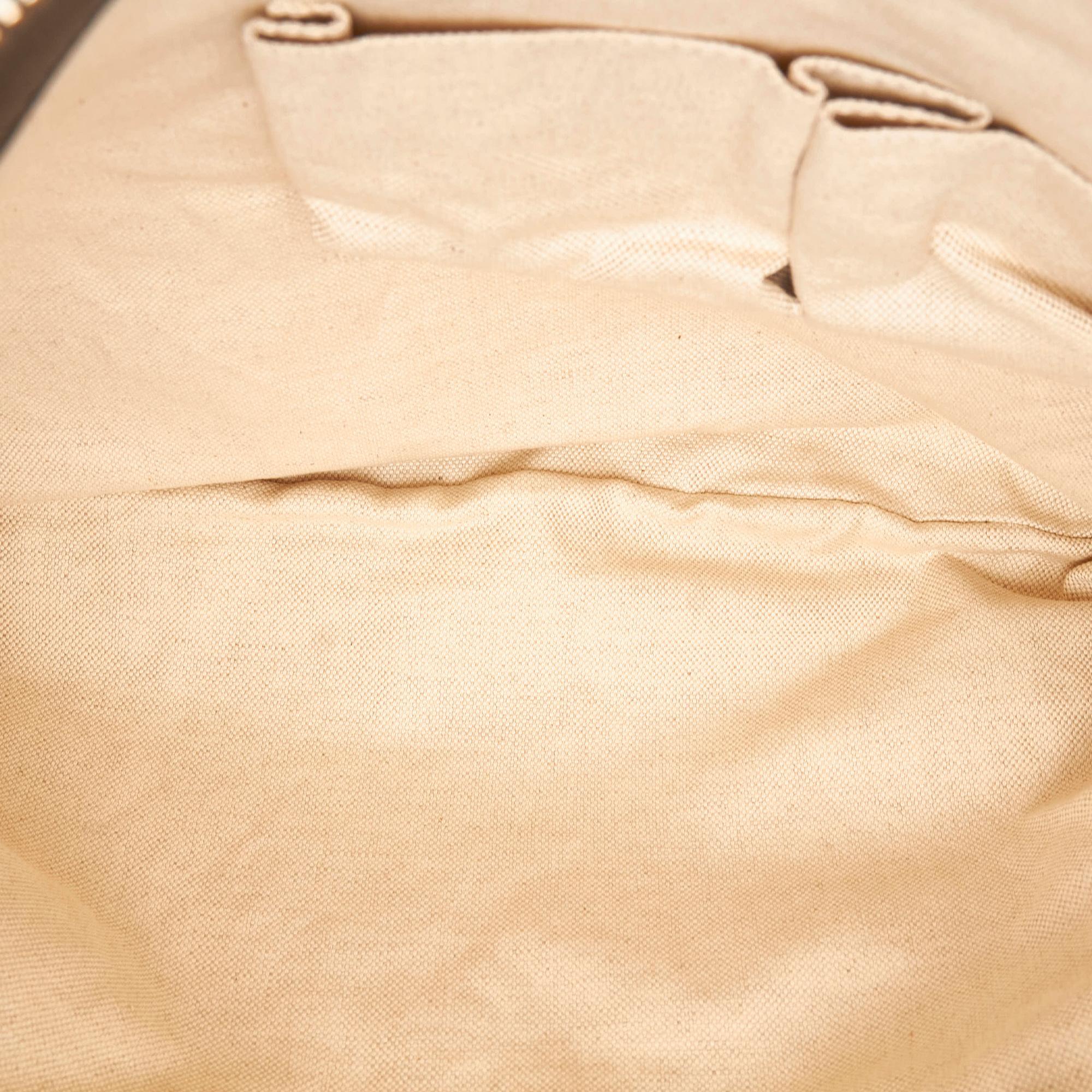 Gucci Leather Crossbody Bag (SHG-29076)