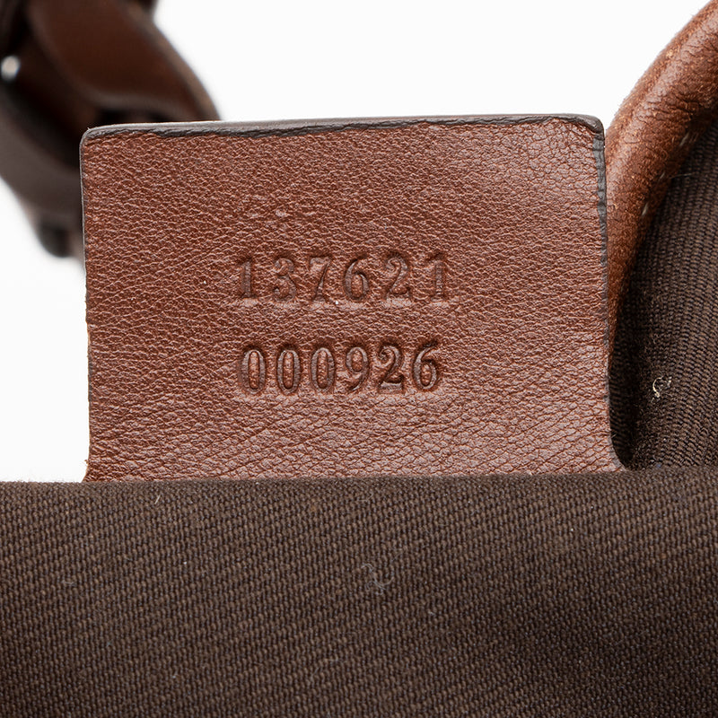 Gucci Leather Pelham Medium Shoulder Bag (SHF-17582)