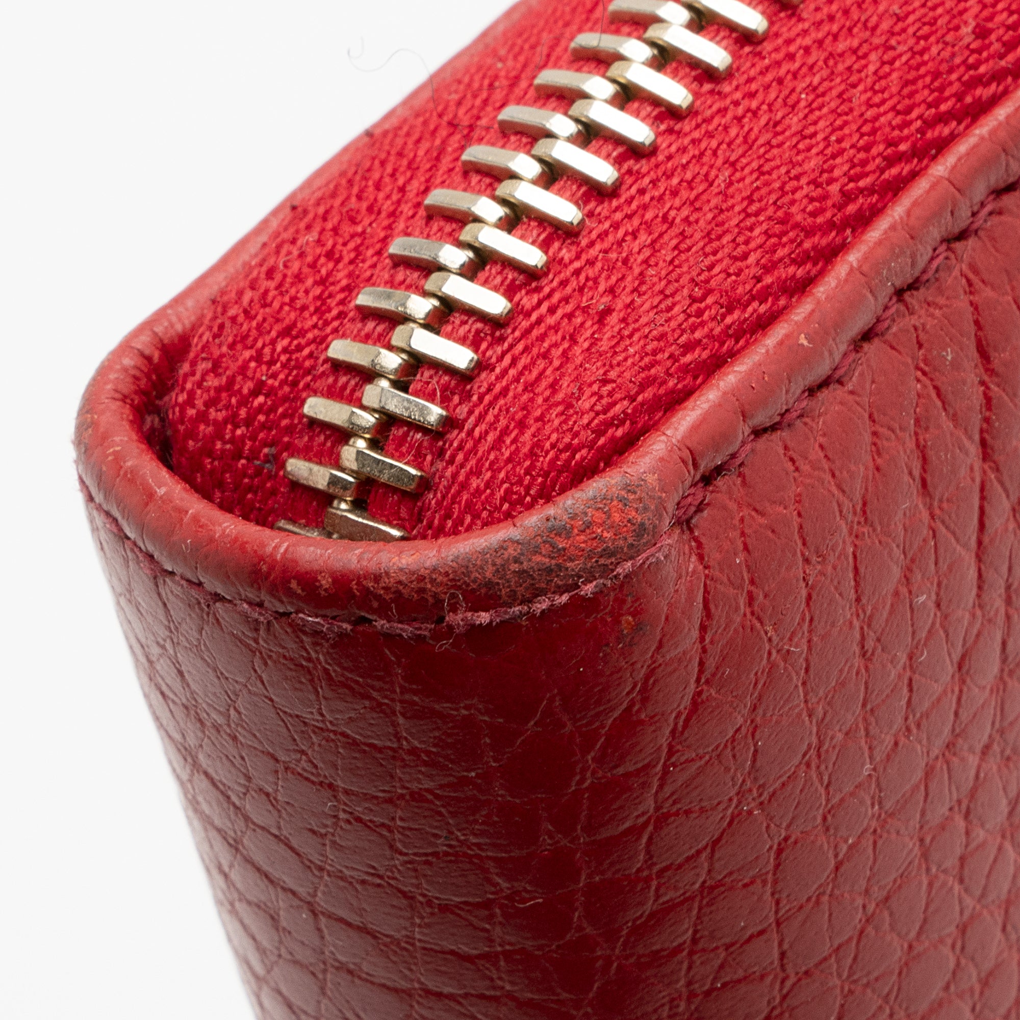 Gucci Leather Soho Zip Around Wallet (SHF-22236)