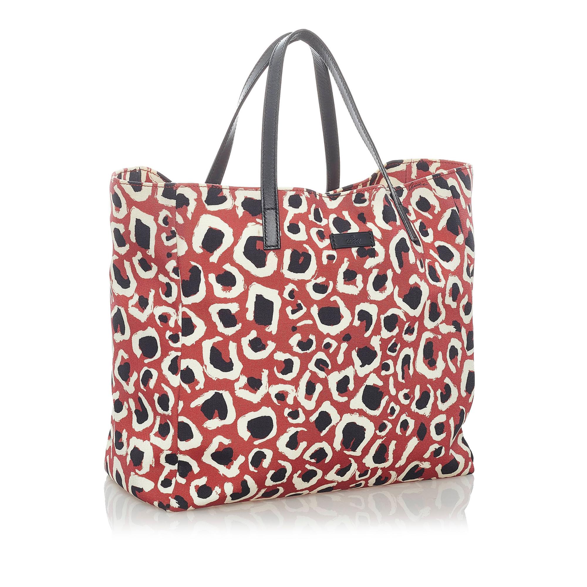 Gucci Leopard Printed Nylon Tote Bag (SHG-31267)
