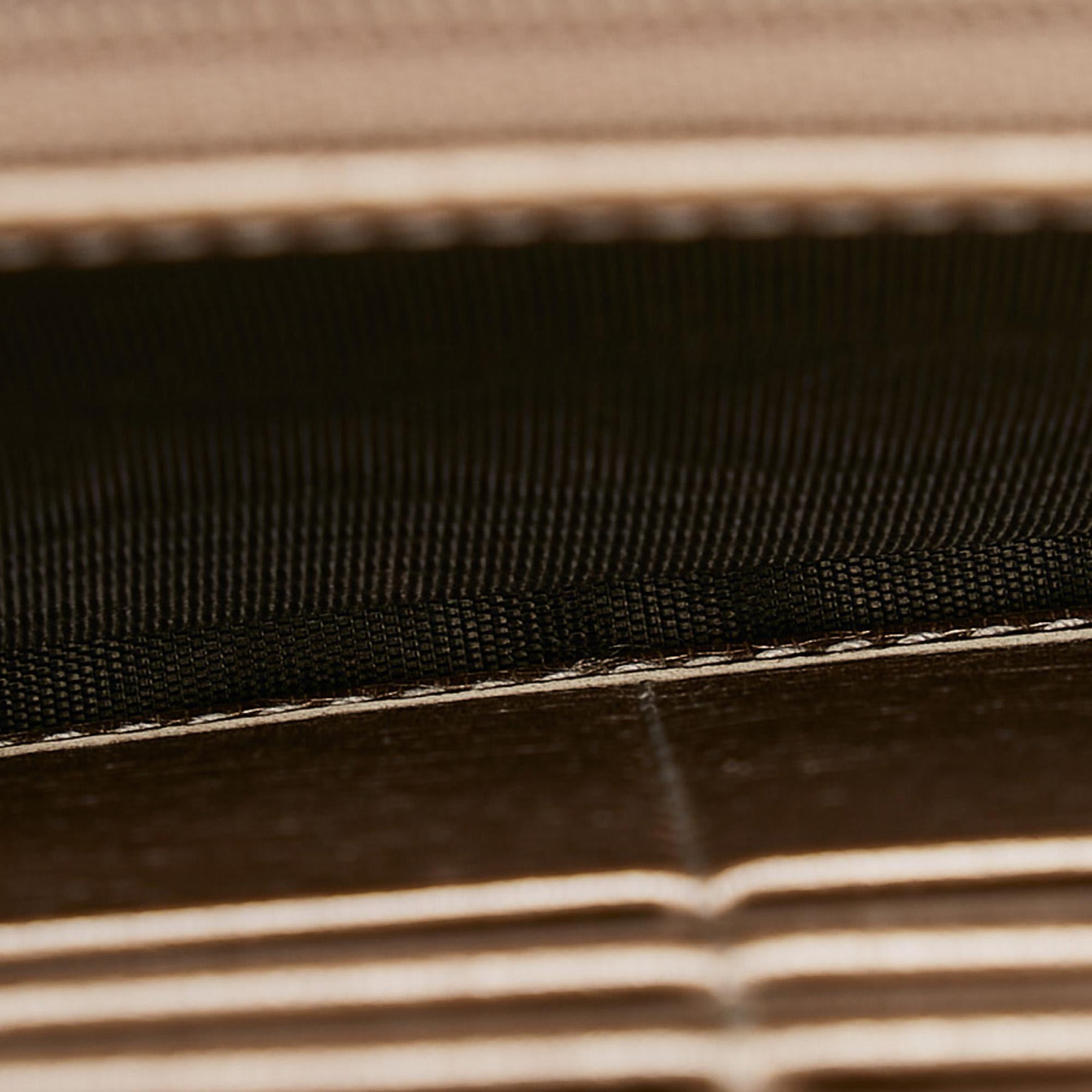 Gucci Lovely Leather Long Wallet (SHG-32706)