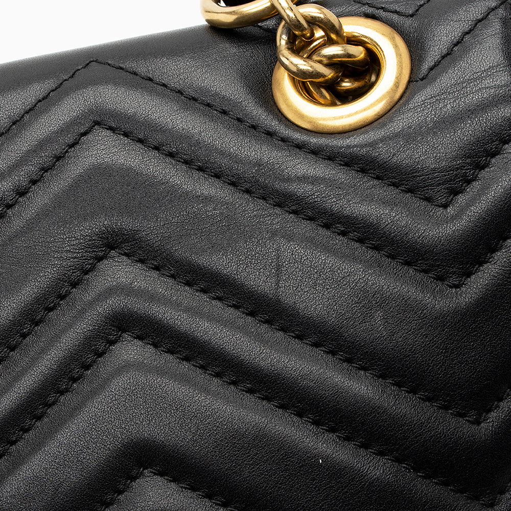 Gucci Matelasse Leather GG Marmont Medium Shoulder Bag (SHF-19739)