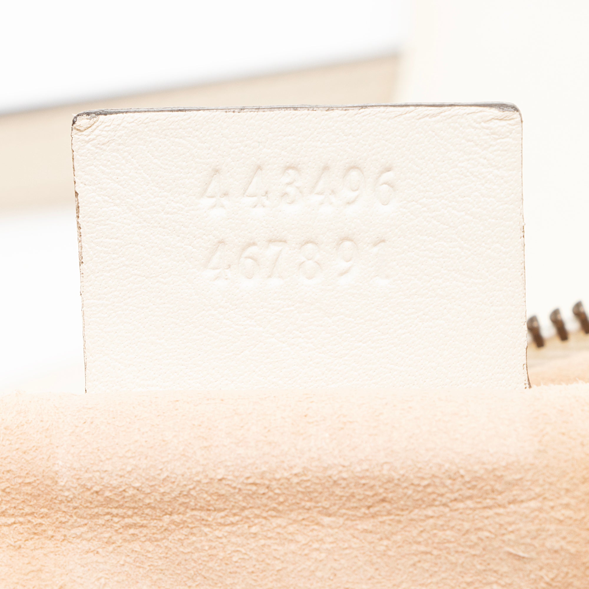 Gucci Matelasse Leather GG Marmont Medium Shoulder Bag (SHF-22422)