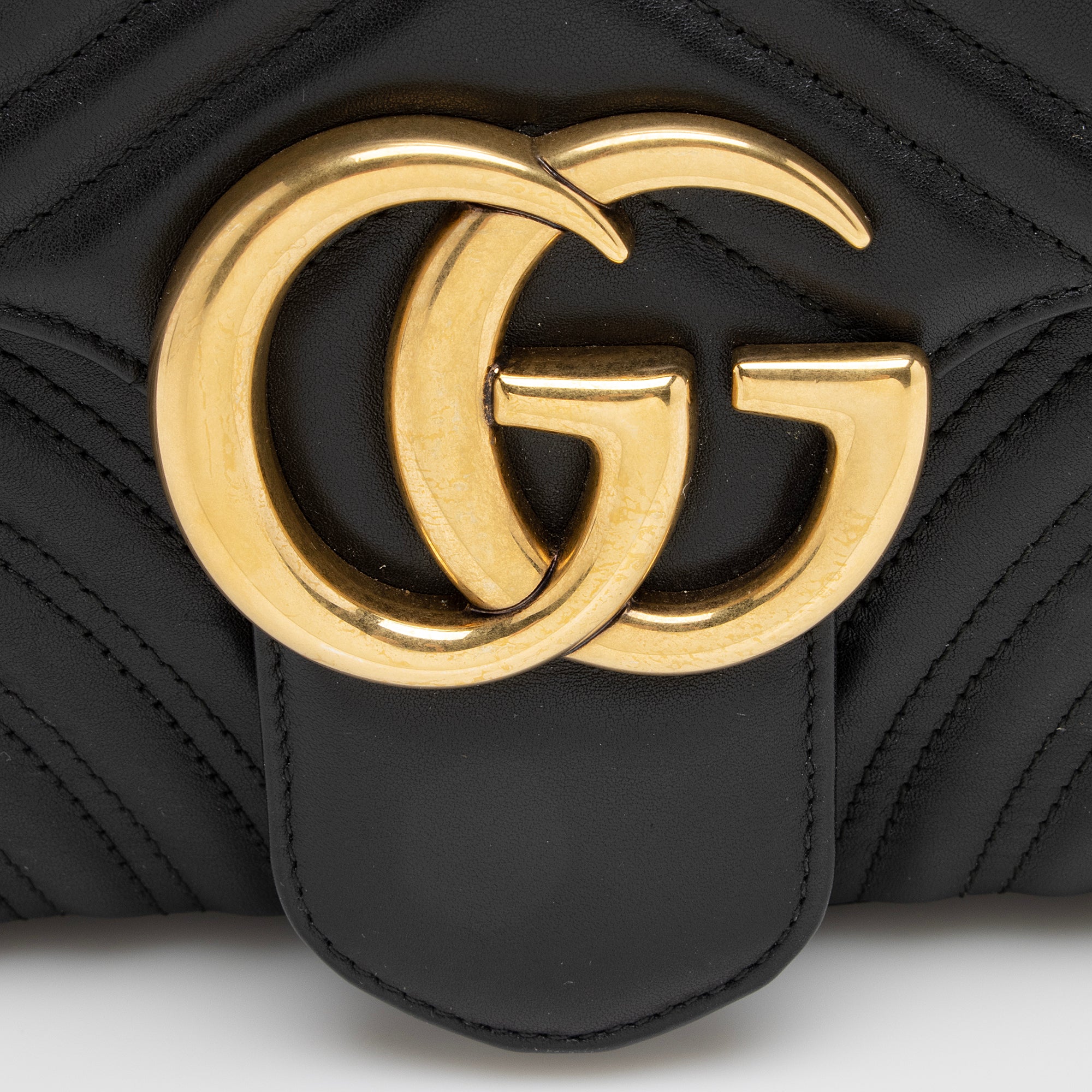 Gucci Matelasse Leather GG Marmont Medium Shoulder Bag (SHF-22884)