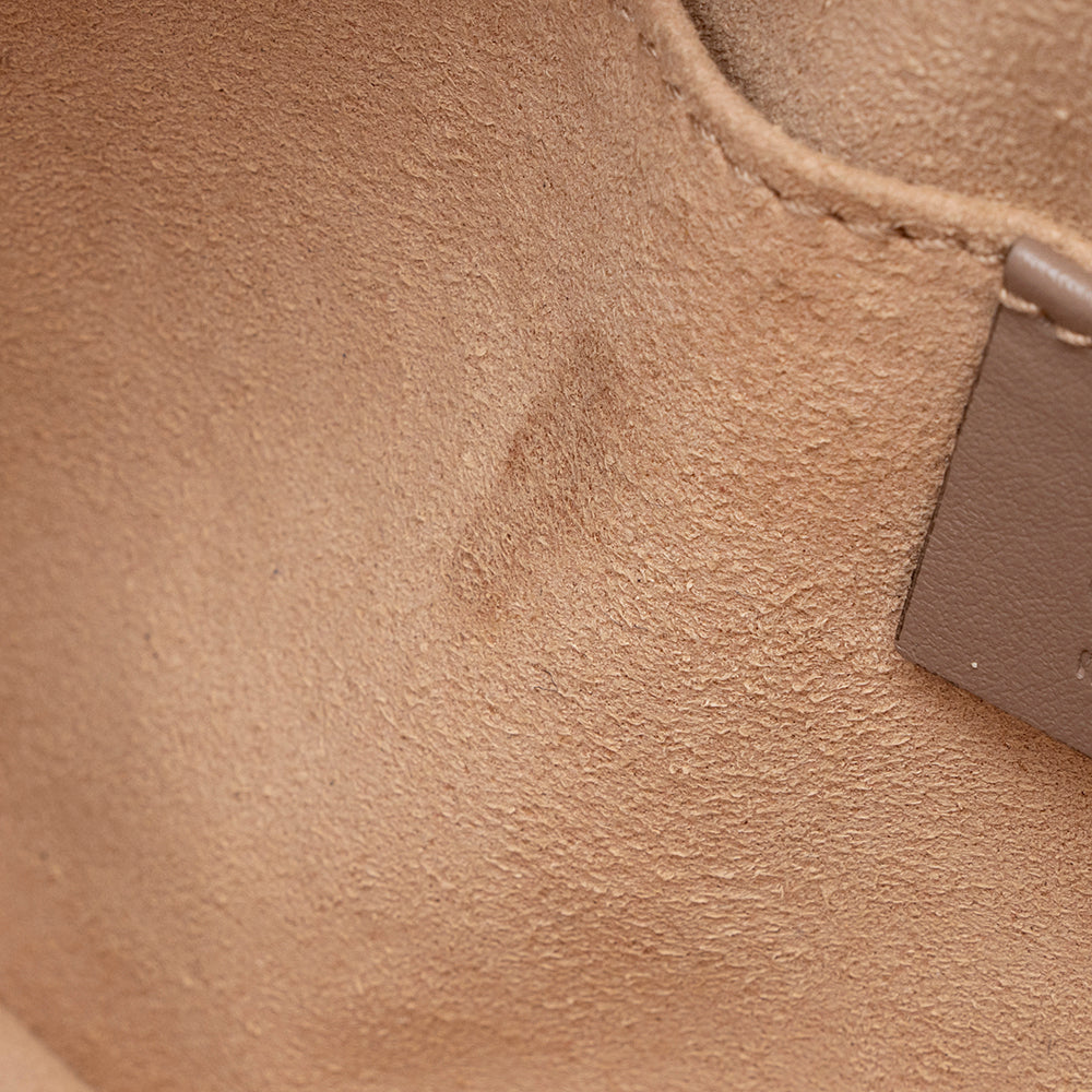 Gucci Matelasse Leather GG Marmont Mini Bag (SHF-22037)