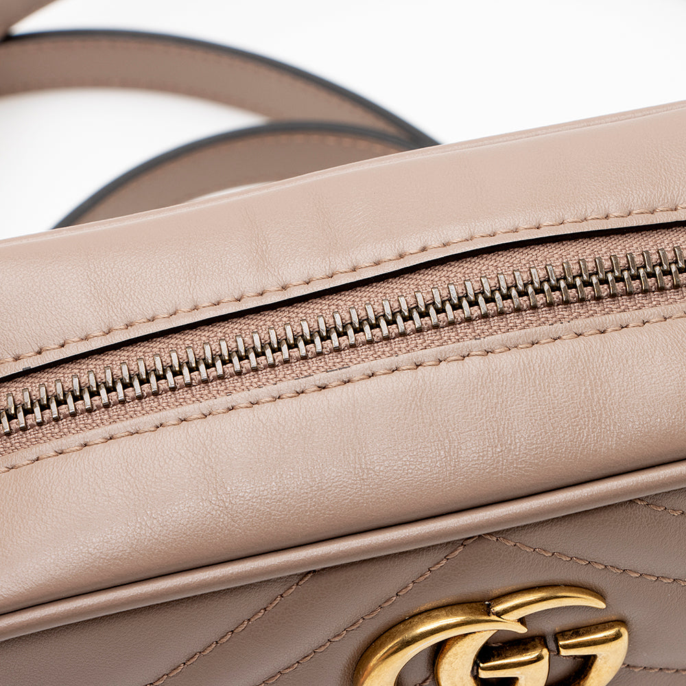 Gucci Matelasse Leather GG Marmont Mini Bag (SHF-22037)