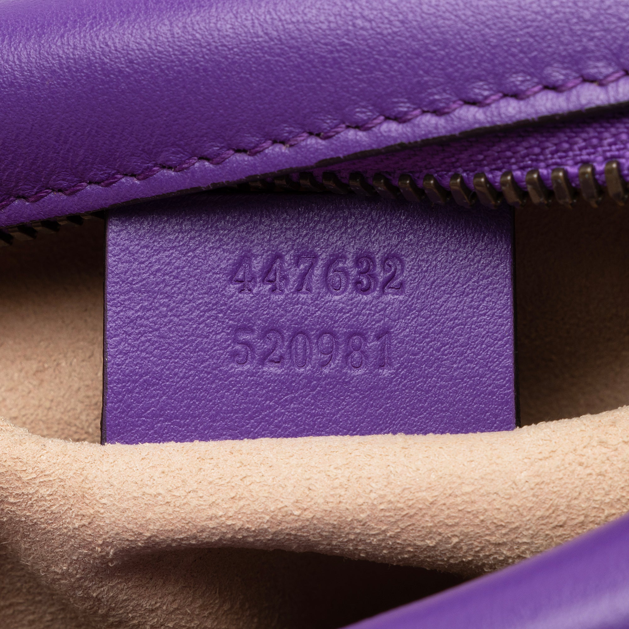 Gucci Matelasse Leather GG Marmont Small Shoulder Bag (SHF-cwCJHo)