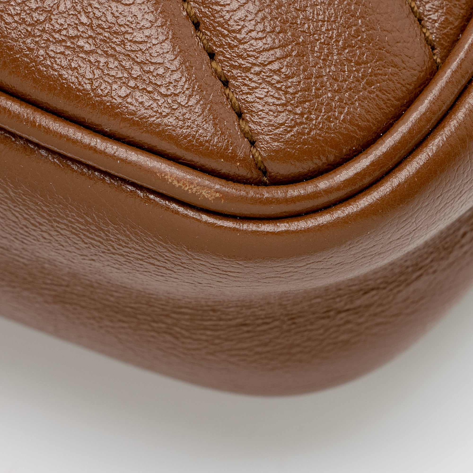 Gucci Matelasse Leather GG Marmont Super Mini Bag (SHF-E9ZcFF)