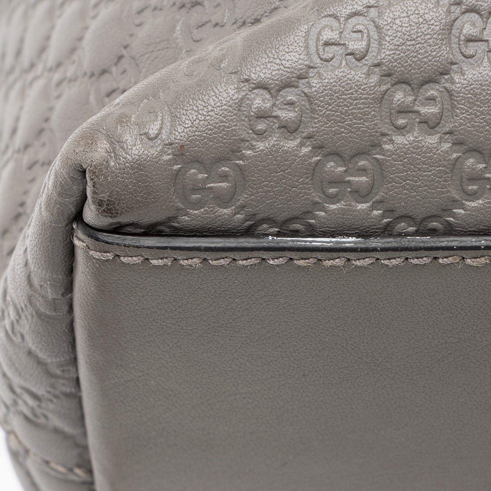 Gucci Microguccissima Leather Joy Medium Zip Tote (SHF-23570)