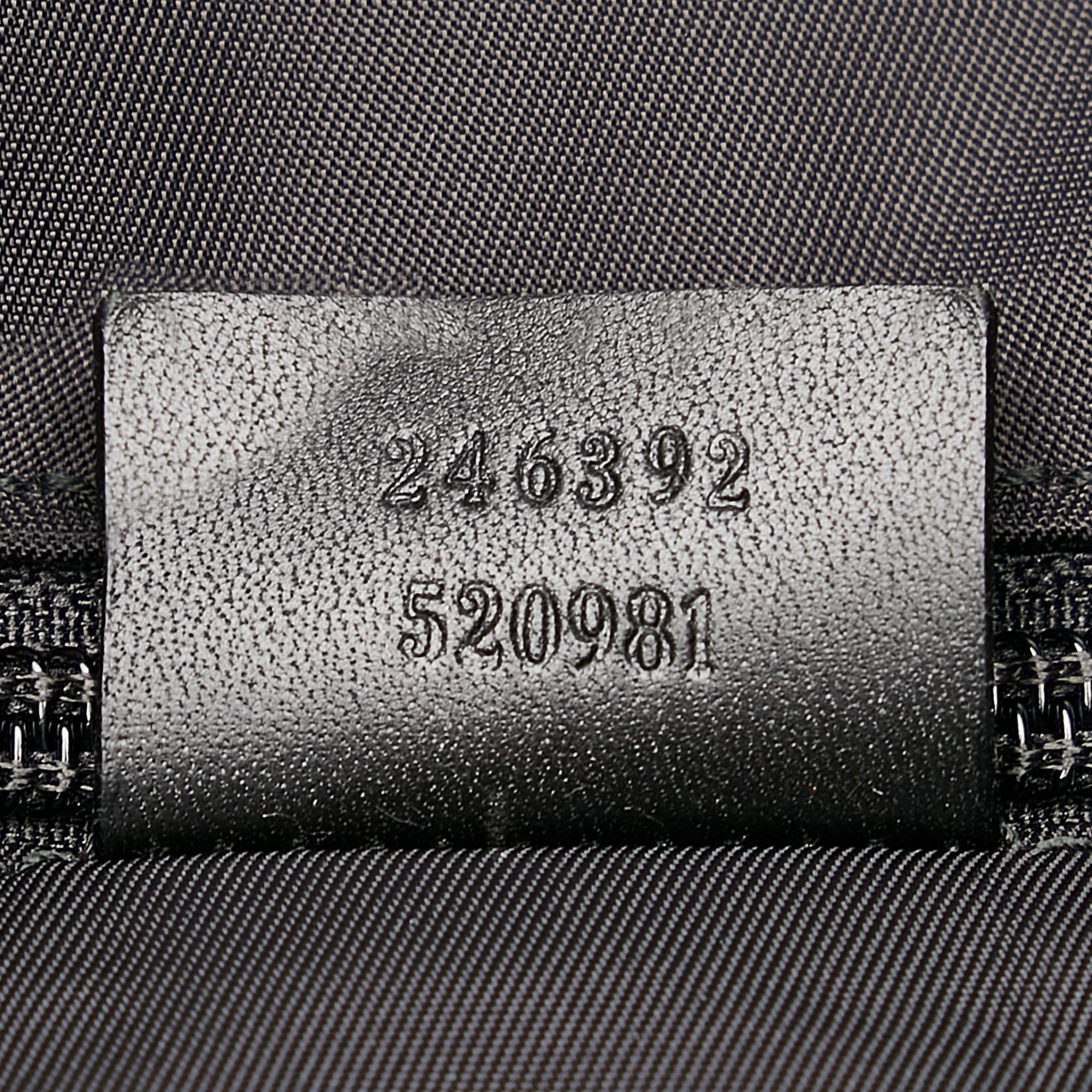 Gucci Nylon Business Bag (SHG-32989)