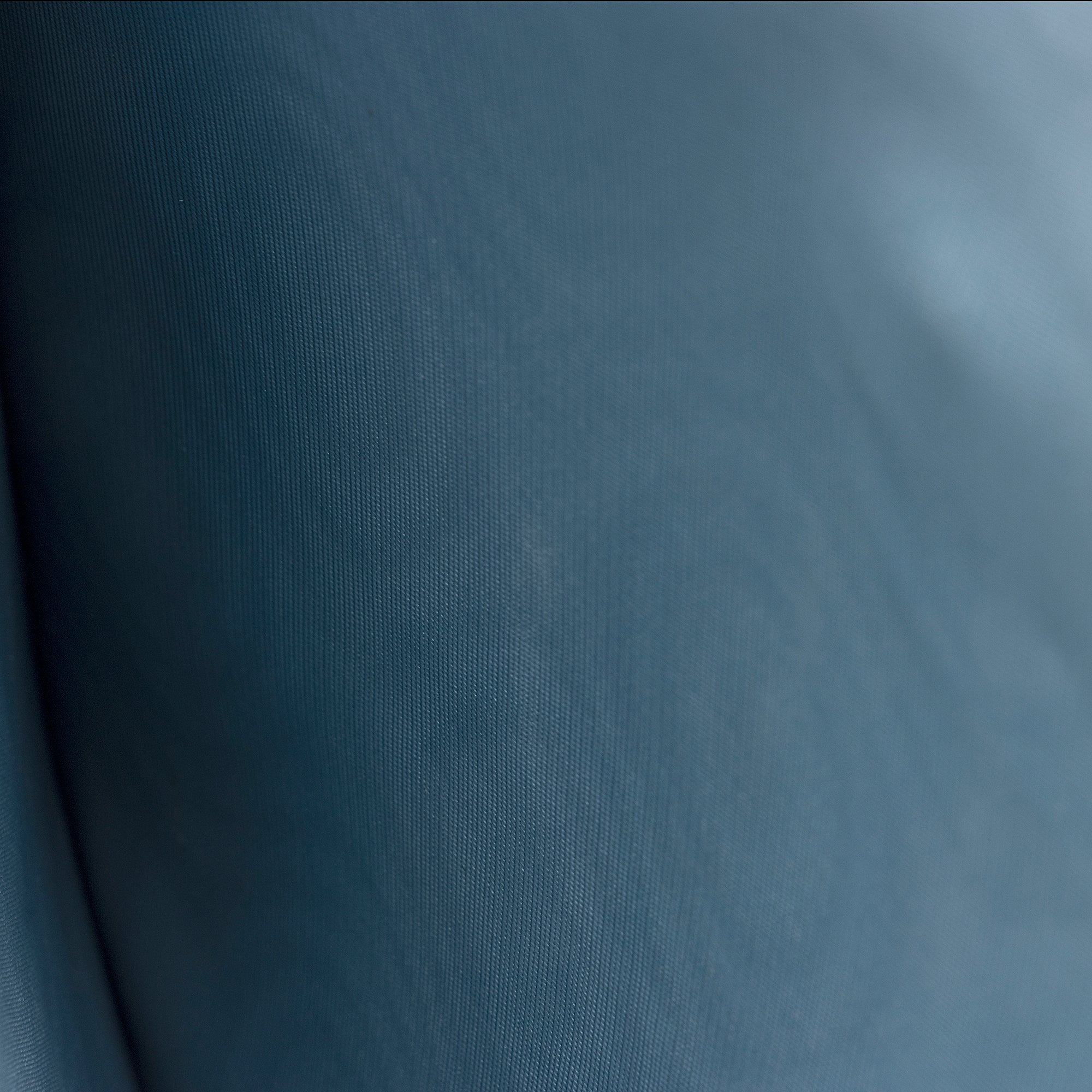 Gucci Printed Leather Strawberry Zumi Pouch (SHF-22217)