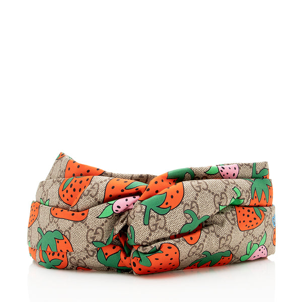 Gucci Strawberry Print Hairband - Red and Green Gucci Silk GG Supreme Strawberry Headband (SHF-18965) main image 2