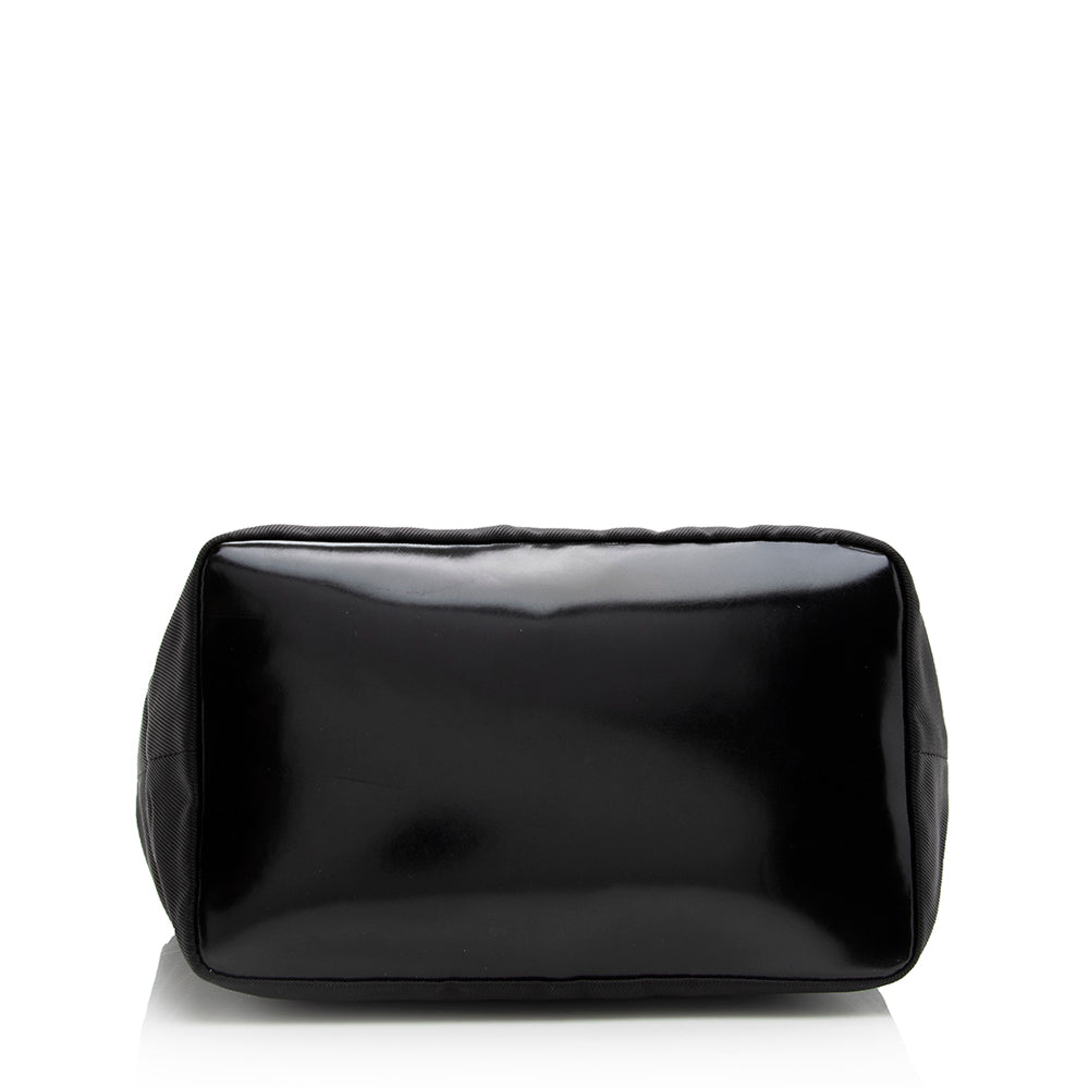 Gucci Vintage Nylon Bamboo Hobo (SHF-20445)