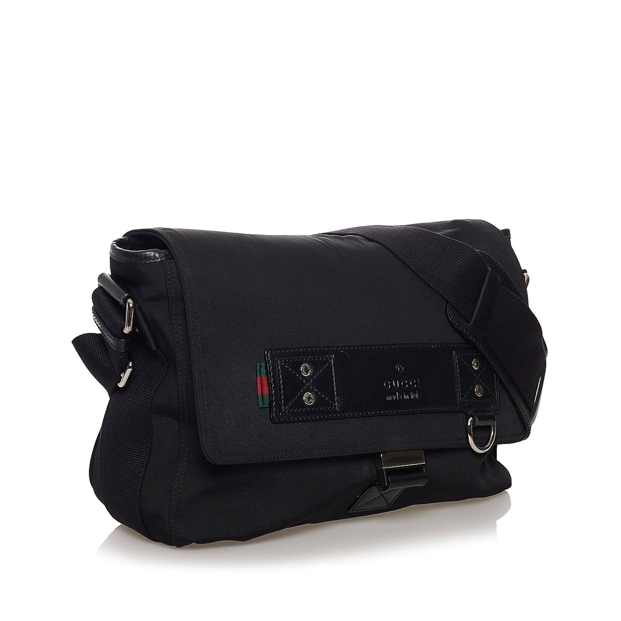 Gucci Web Nylon Crossbody Bag (SHG-31441)