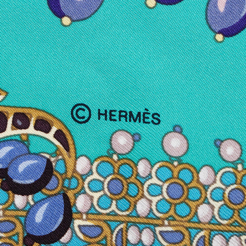 Hermes Silk Parures Des Maharajas 90cm Scarf (SHF-22139)