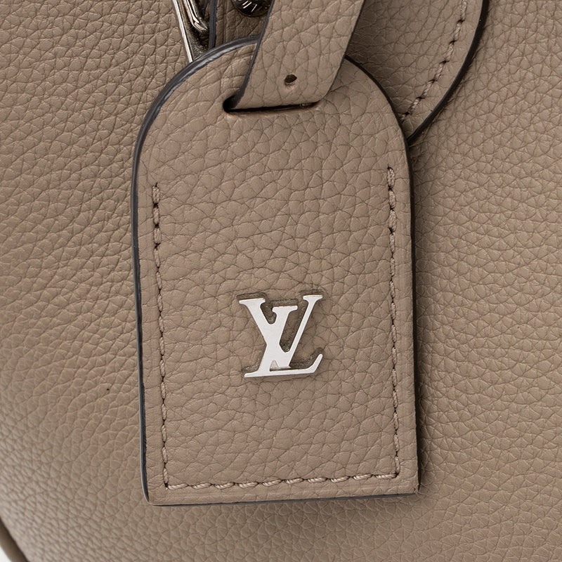 Louis Vuitton Veau Nuage Milla MM - Neutrals Totes, Handbags - LOU737691