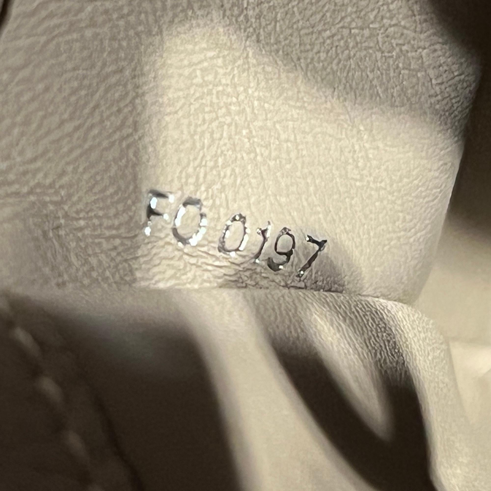 Louis Vuitton City Steamer MM (SHG-30104)