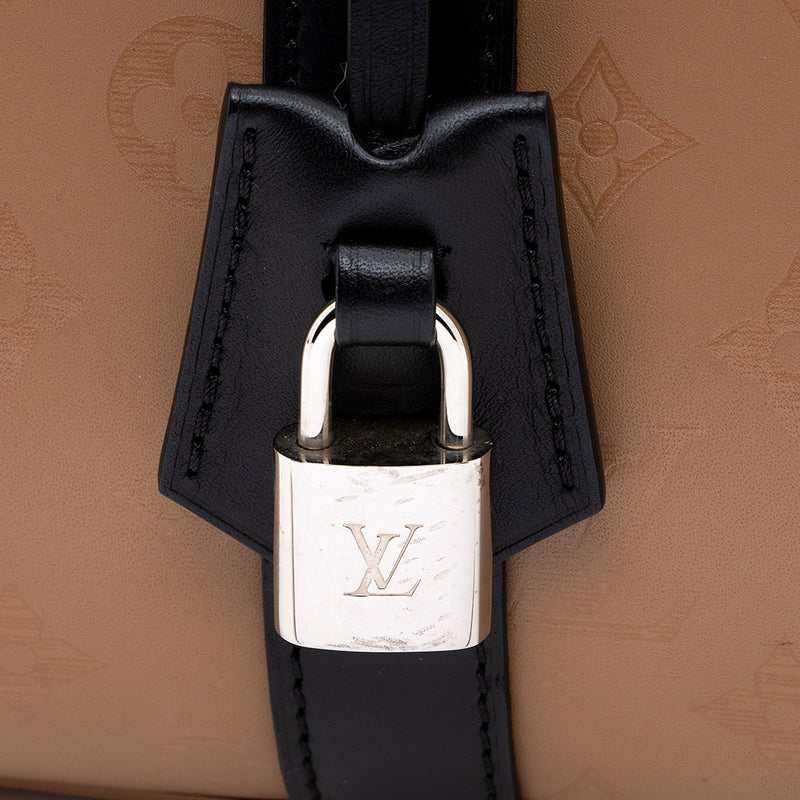 Louis Vuitton Cuir Plume Very MM Tote (SHF-16827)