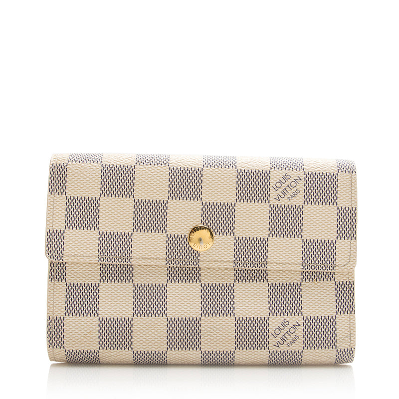 white checkered louis vuitton wallet