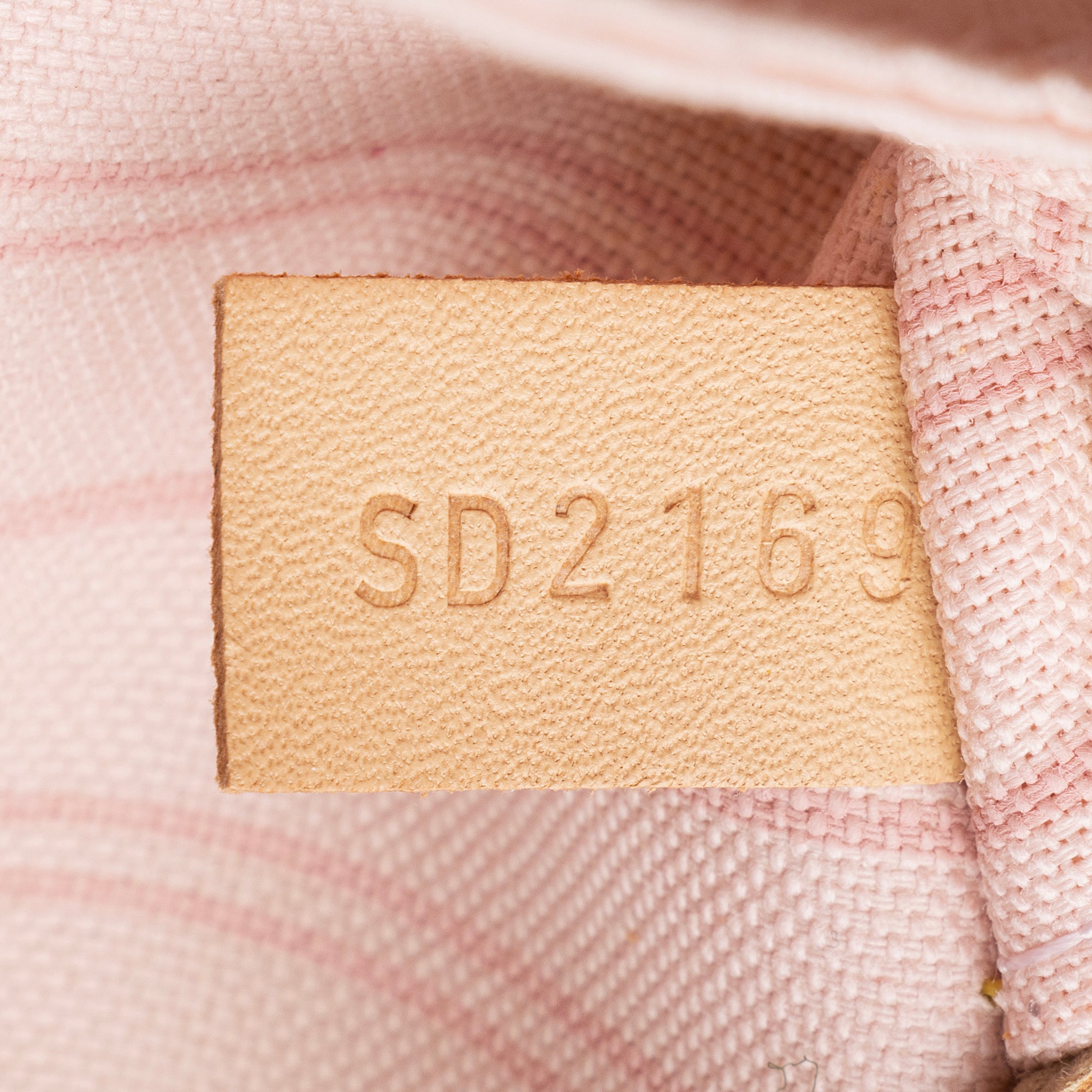 Louis Vuitton Damier Azur Neverfull MM Tote (SHF-oqv6hs)