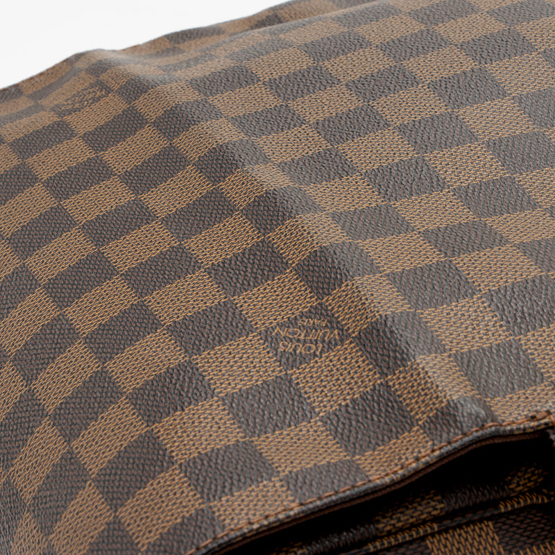 Louis Vuitton Damier Cobalt Camouflage Hunter Crossbody Bag (SHG-j3GI9 –  LuxeDH