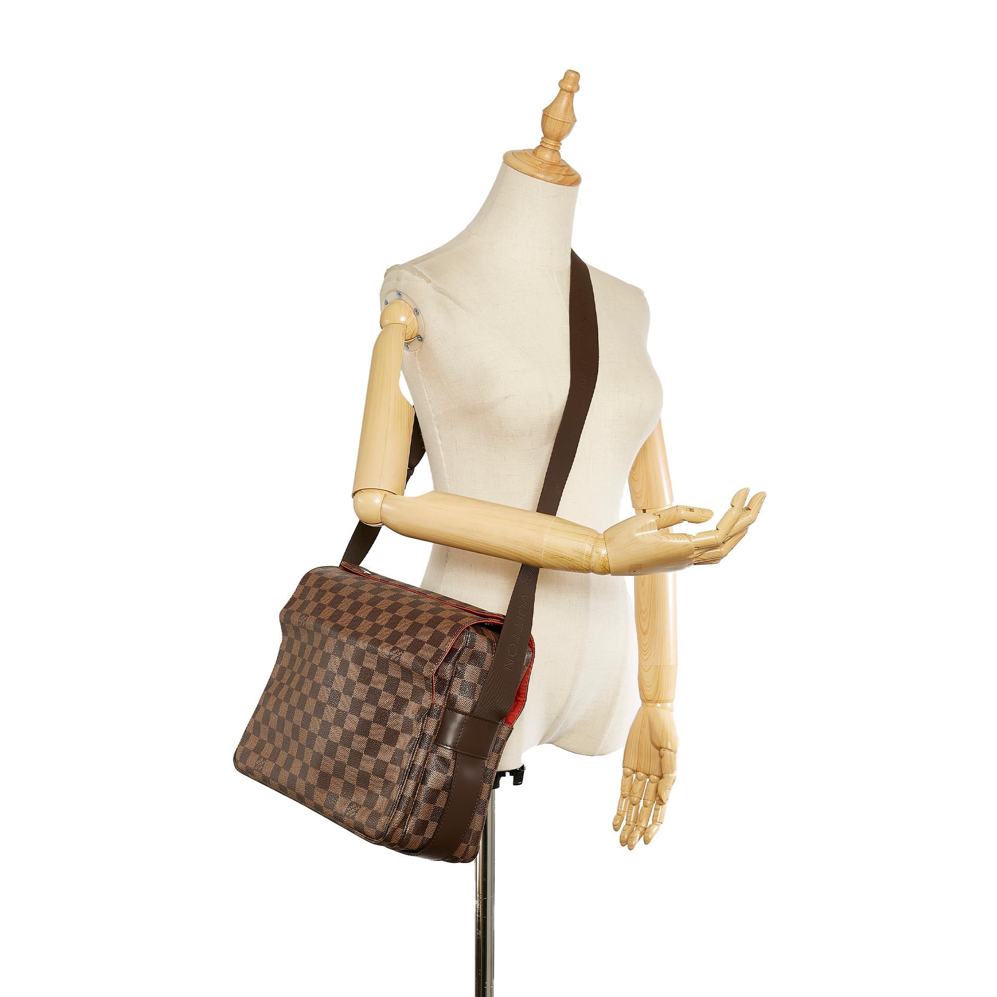 Louis Vuitton Damier Ebene Naviglio (SHG-24248)