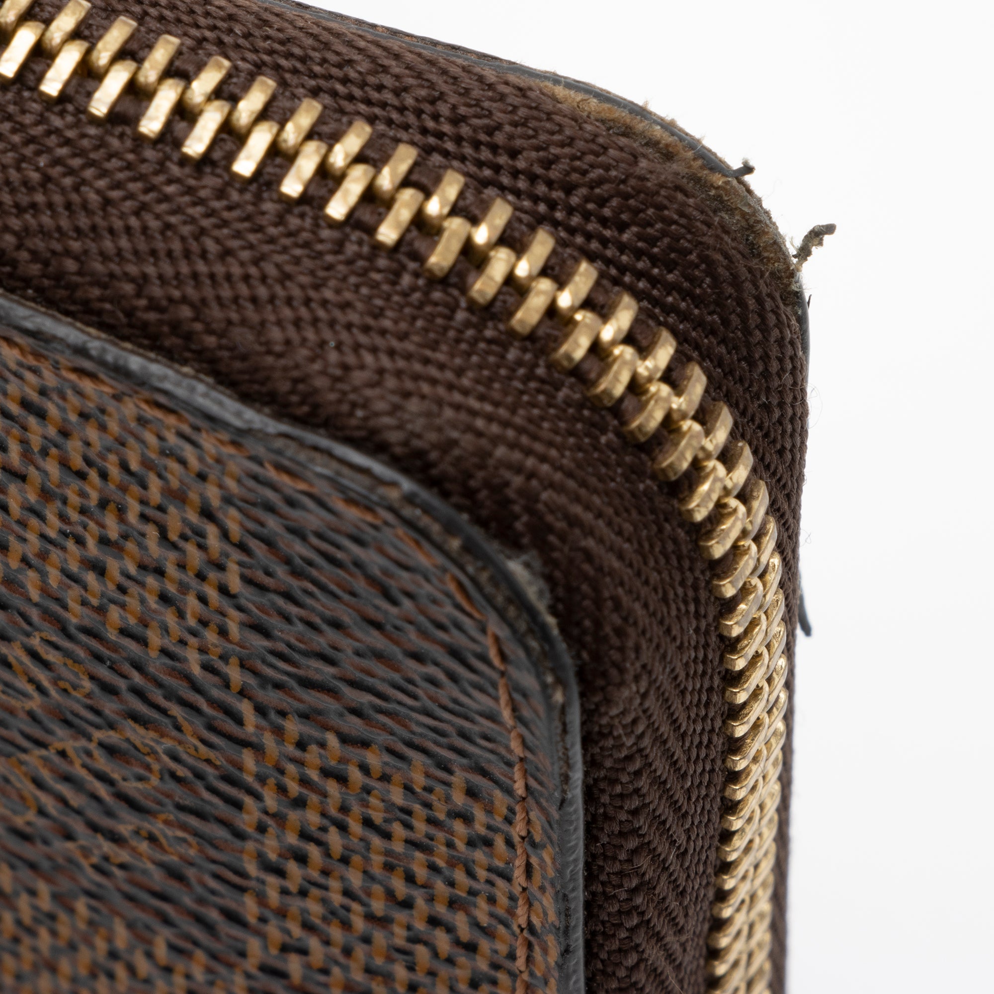 Louis Vuitton Damier Ebene Zippy Coin Wallet (SHF-V9zn5b)