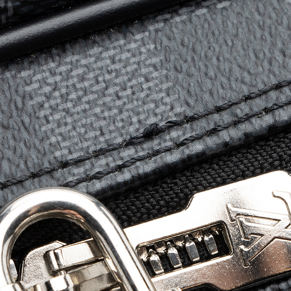 Louis Vuitton Damier Graphite Porte-Documents Voyage PM Messenger Bag (SHF-19575)
