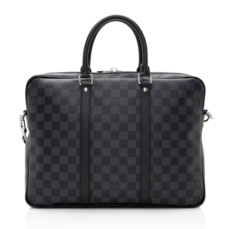 Louis Vuitton Lv messenger man bag Damier graphite  Louis vuitton messenger  bag, Luxury travel bag, Louis vuitton luggage