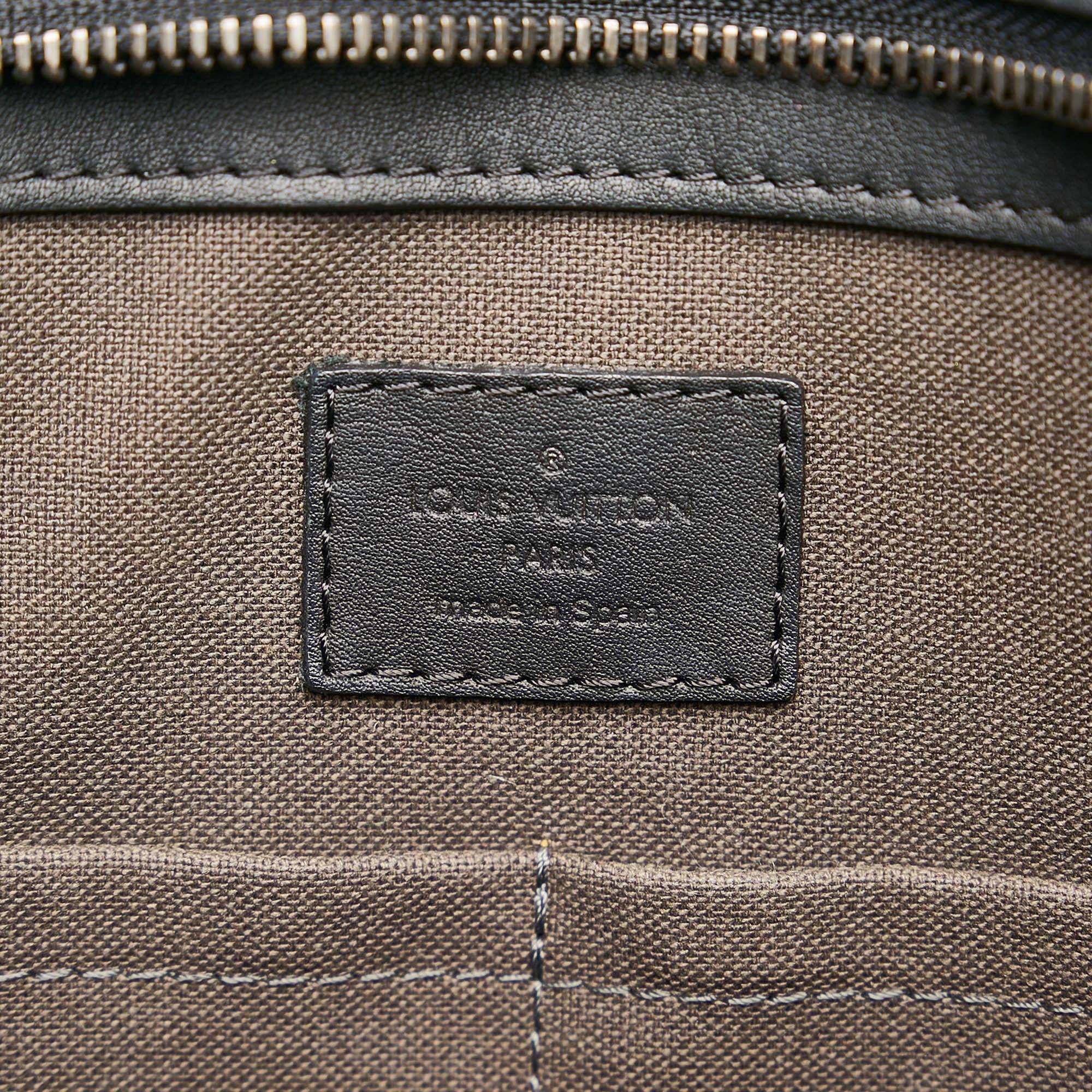 Louis Vuitton Damier Infini Tadao PM (SHG-S5Nfao)