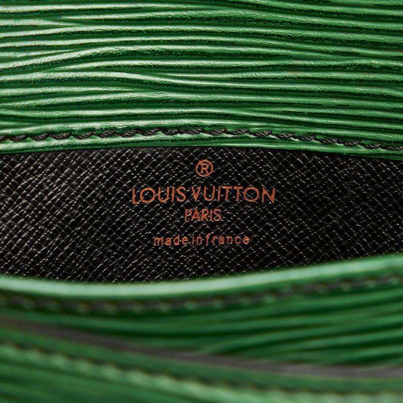 Louis Vuitton Epi Cartouchiere MM (SHG-34784)