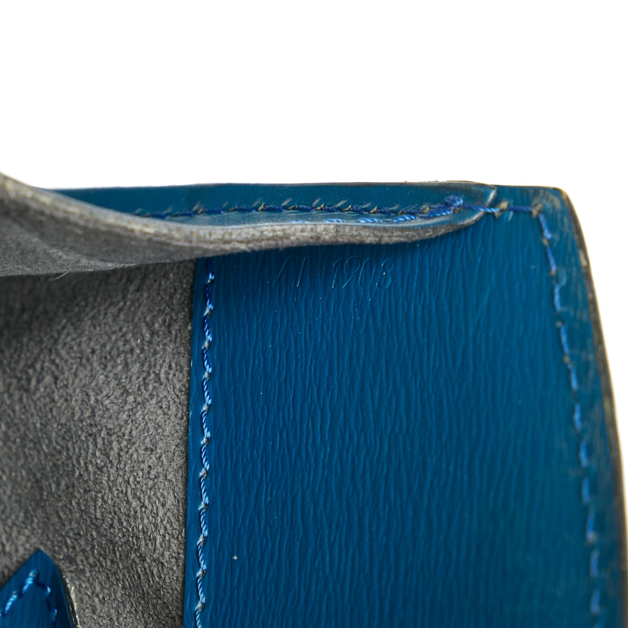 Louis Vuitton Epi Cluny (SHG-37964)