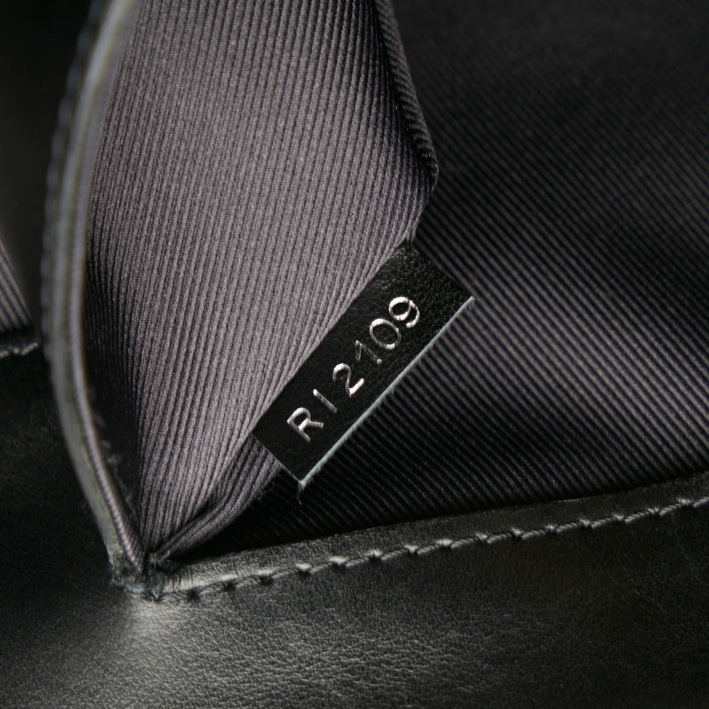 Louis Vuitton Epi Grand Sac (SHG-36552) – LuxeDH