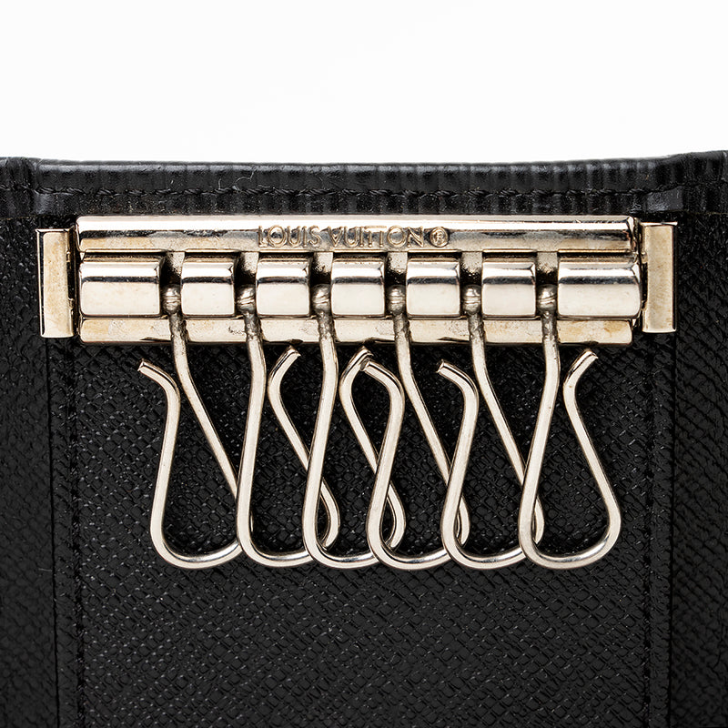 Louis Vuitton Vintage Epi Leather Key Pouch - FINAL SALE (SHF-17696) –  LuxeDH