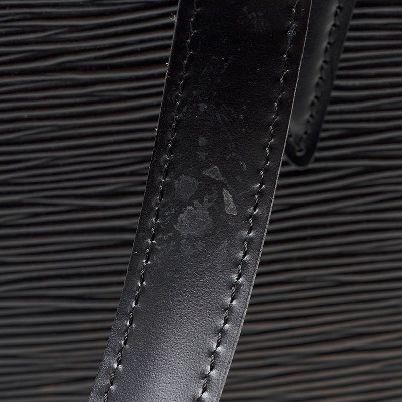 Louis Vuitton Vintage Epi Leather Lussac Tote (SHF-AsaQmr) – LuxeDH