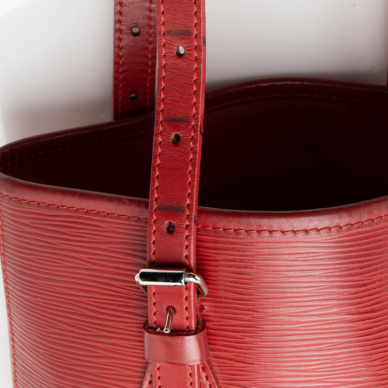 Red Louis Vuitton Vernis Petit Bucket