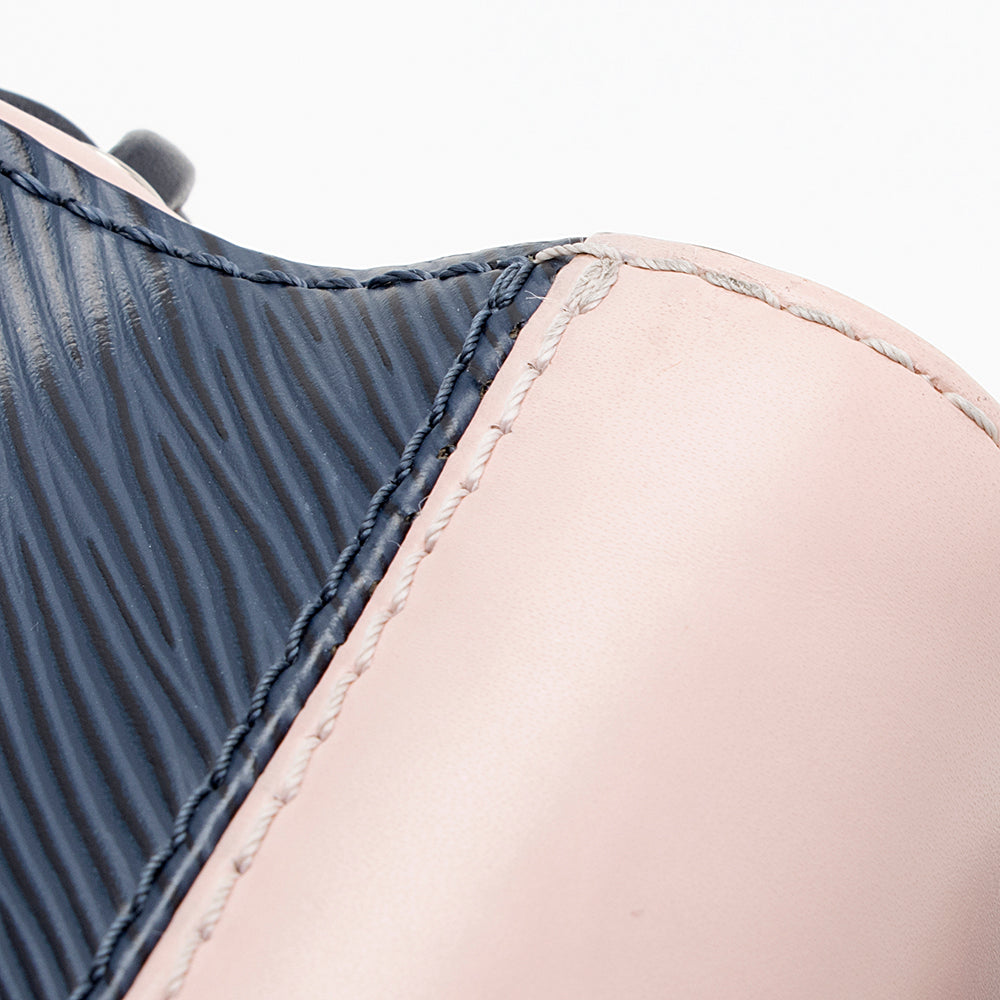 Louis Vuitton Epi Leather Whipstitch Twist Shoulder Bag (SHF-18832)