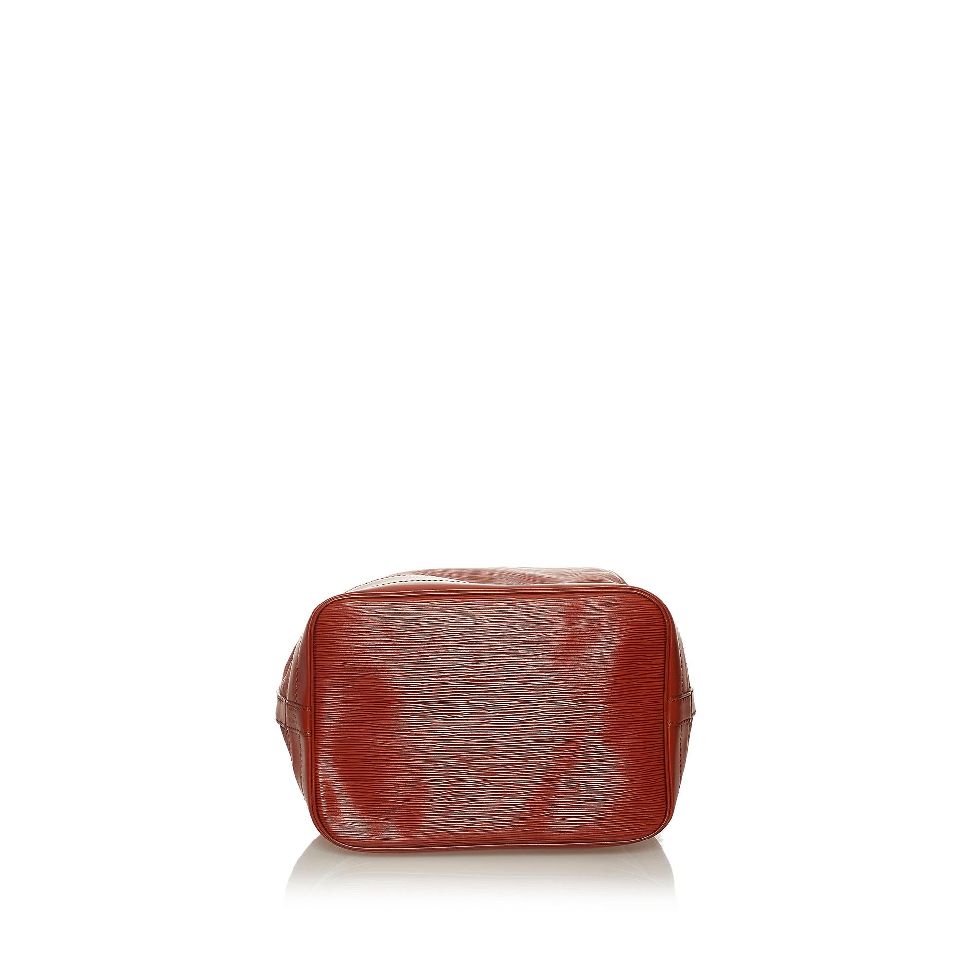 Louis Vuitton Epi Noe (SHG-29125)