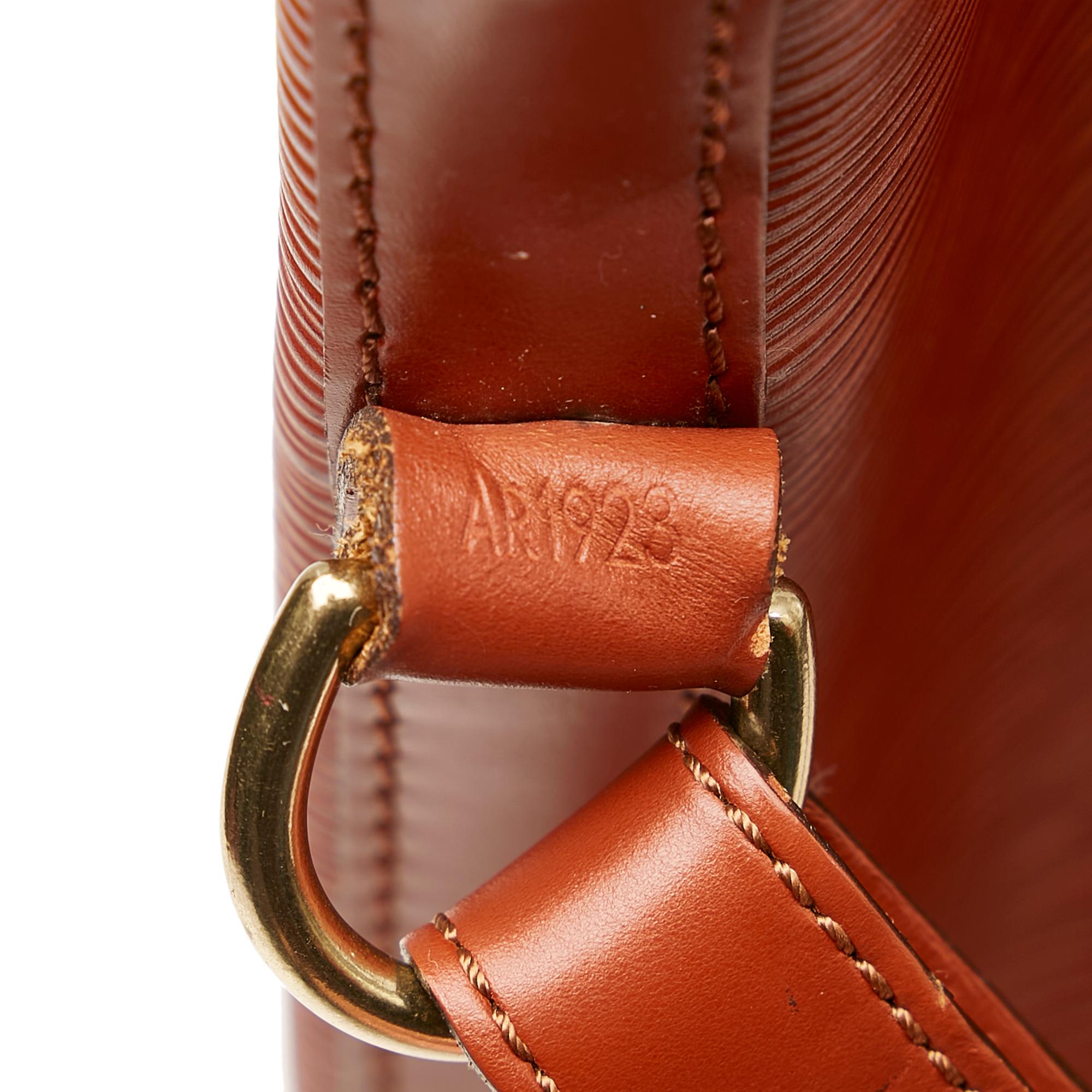 Louis Vuitton Epi Noe (SHG-29125)