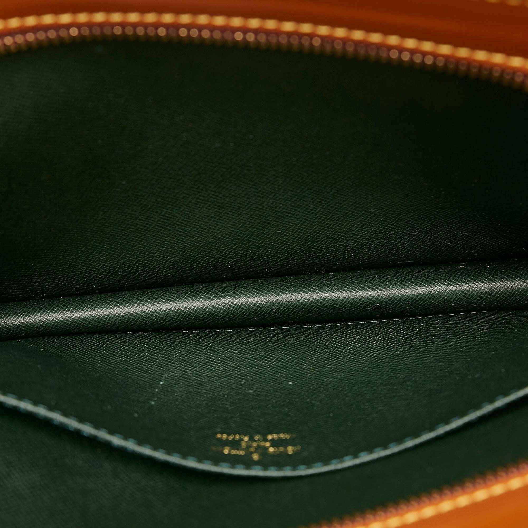 Louis Vuitton Epi Pochette Homme (SHG-30663)